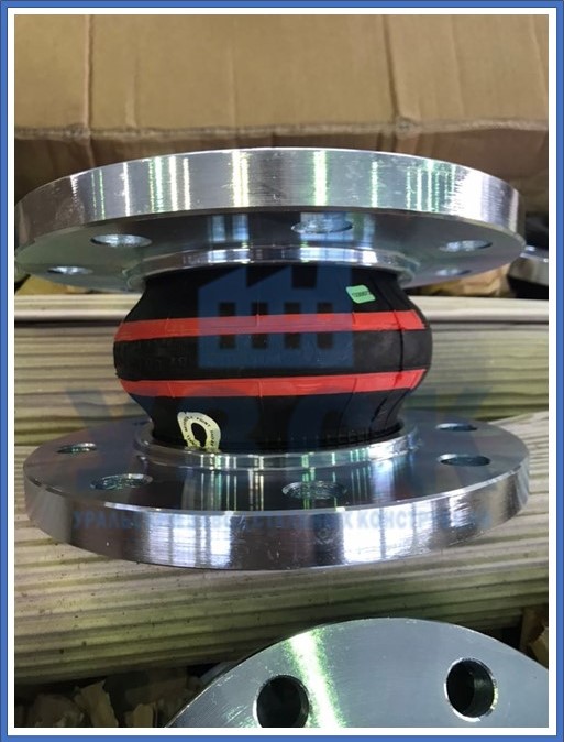 компенсатор резиновый фланцевый в Уссурийске